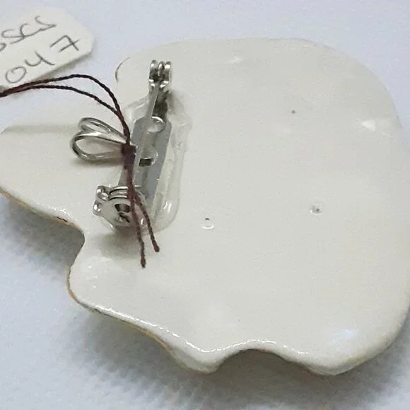 NEW Collectable Prosperity 22kt gold trimmed ceramic ghost pin - Picture 6 of 12